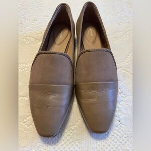 Rockport Total Motion flats beige sz 8 Tan Leather